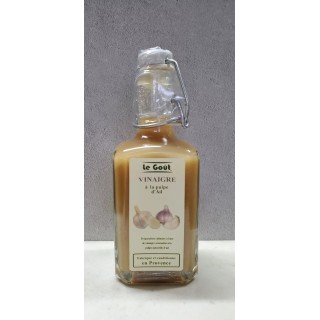 VINAIGRE À LA PULPE D'AIL