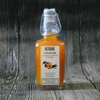 VINAIGRE À LA PULPE D'ABRICOT ET VANILLE